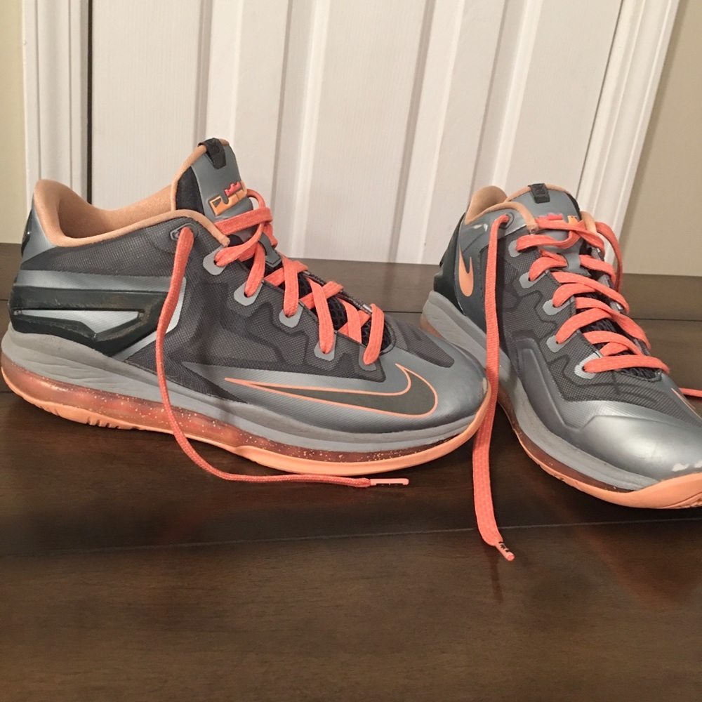 Lebron 11 Low GS ‘Magnet Grey’-youth